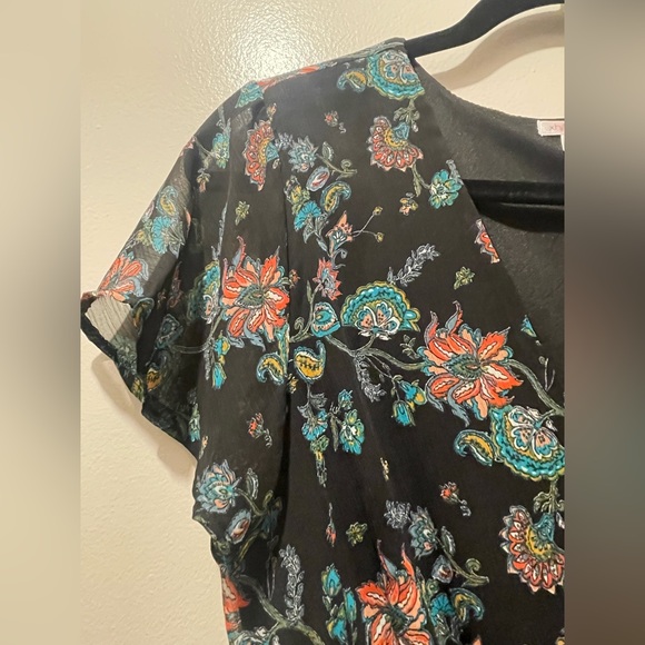 Floral Black Romper - Picture 3 of 16